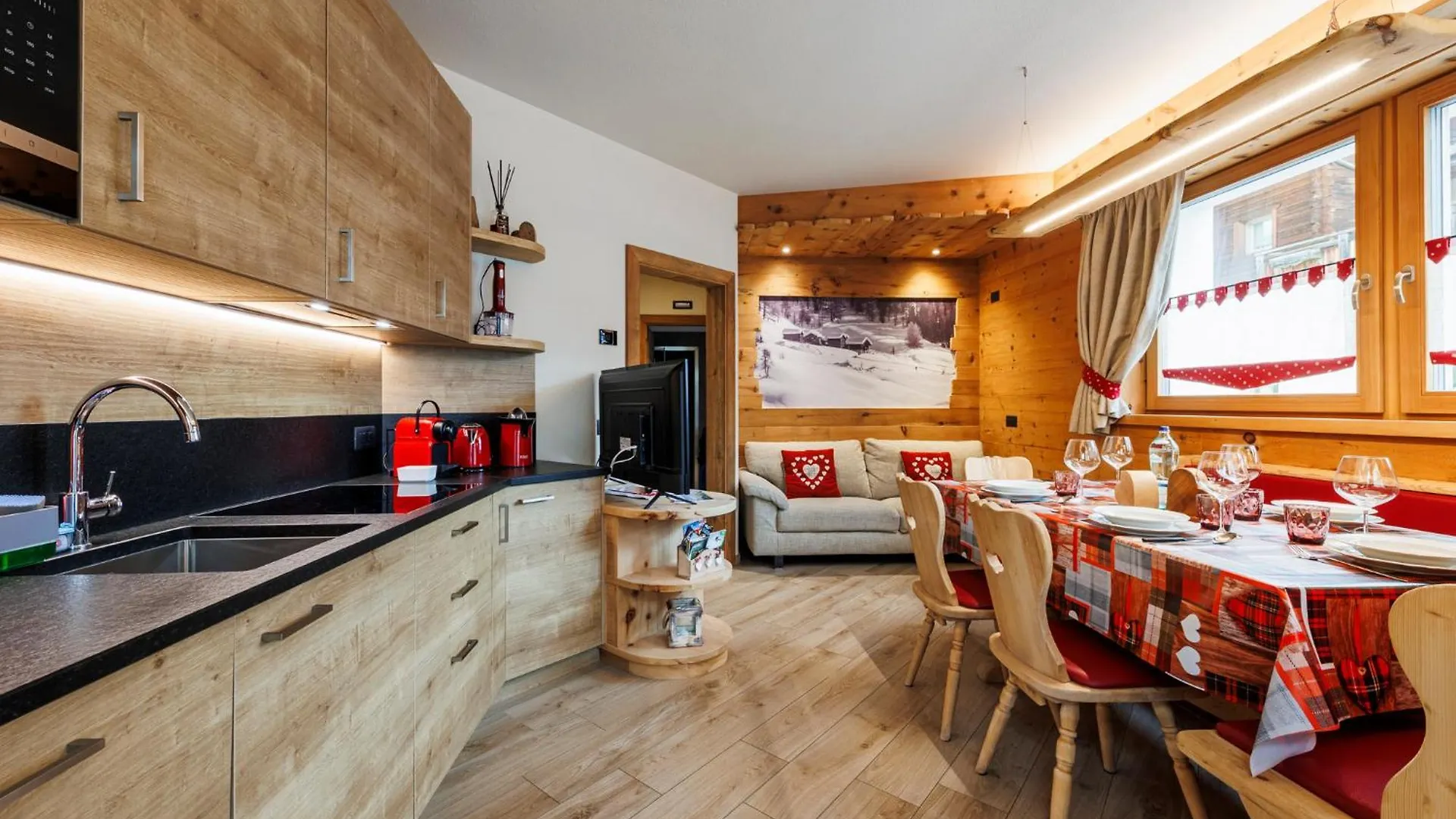Ag Apartments Livigno Centro 0*,